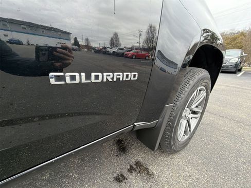 Used 2020 Chevrolet Colorado W/T w/ Custom Special Edition image 26