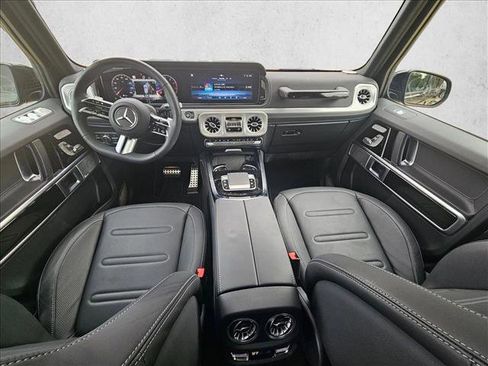 Used 2025 Mercedes-Benz G 550 image 13