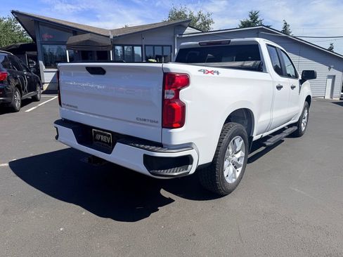 Used 2022 Chevrolet Silverado 1500 Custom AWD/4WD image 5