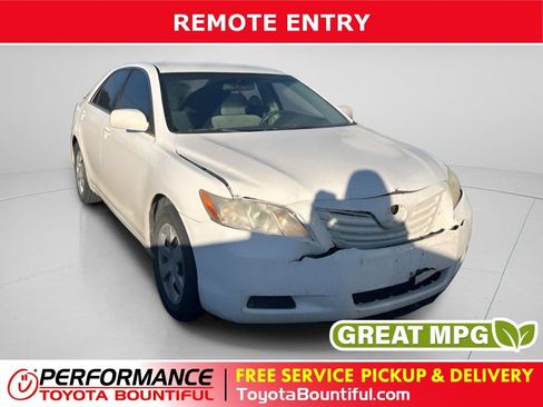 Used 2008 Toyota Camry LE image 1
