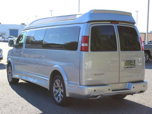 New 2025 Chevrolet Express 2500 RWD 2500 155 w/ Driver Convenience Package image 5