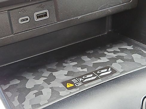 Certified 2024 GMC Canyon AT4X image 24