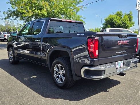 Used 2025 GMC Sierra 1500 SLT AWD/4WD image 6