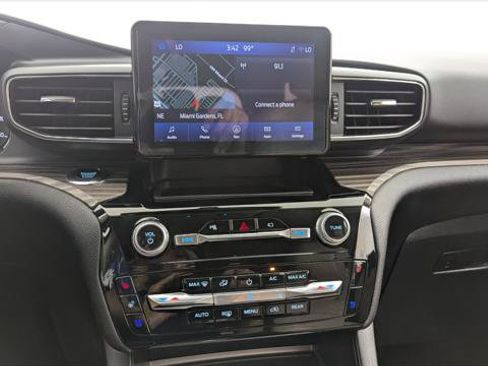 Used 2023 Ford Explorer Limited RWD image 30