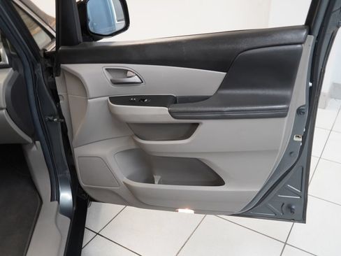 Used 2013 Honda Odyssey EX-L image 27