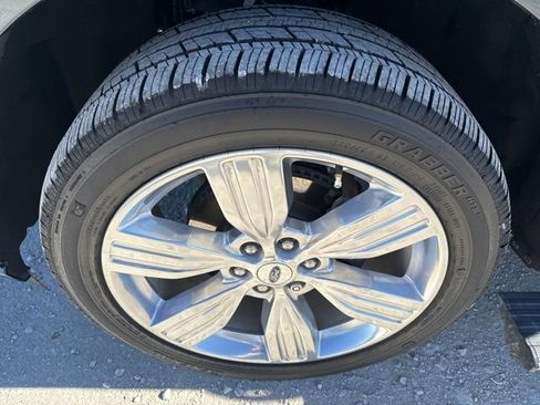 Used 2024 Ford Expedition Max Platinum image 43