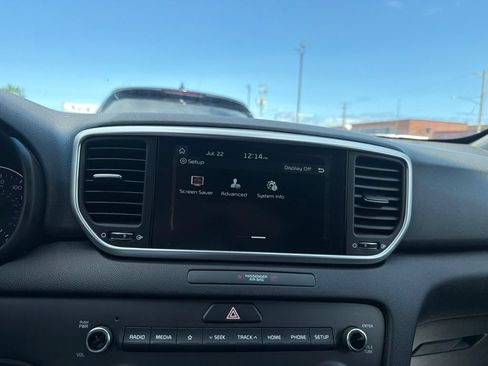 Used 2020 Kia Sportage LX AWD/4WD image 24