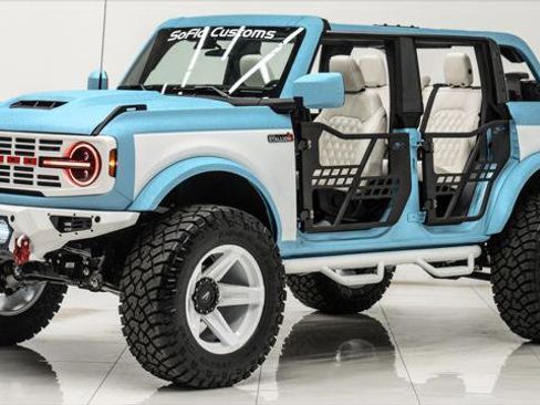 Used 2025 Ford Bronco 4-Door image 1