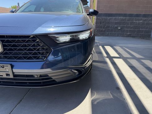 Used 2023 Honda Accord EX-L image 11