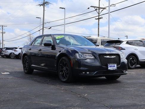 Used 2019 Chrysler 300 S AWD/4WD image 1
