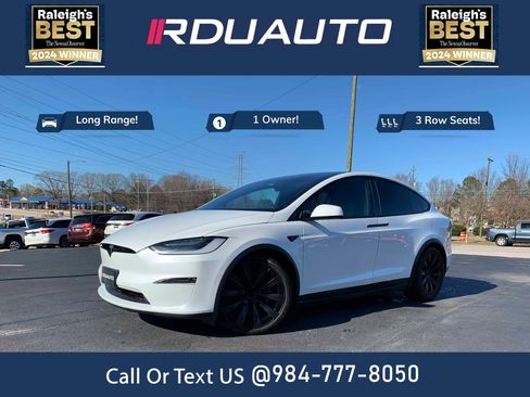 Used 2022 Tesla Model X image 1