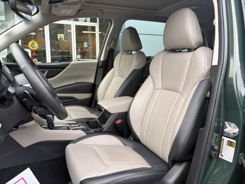 Used 2023 Subaru Forester Limited AWD/4WD image 14