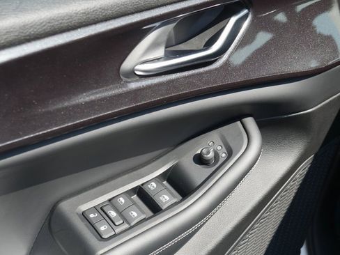 Used 2023 Jeep Grand Cherokee Altitude image 16