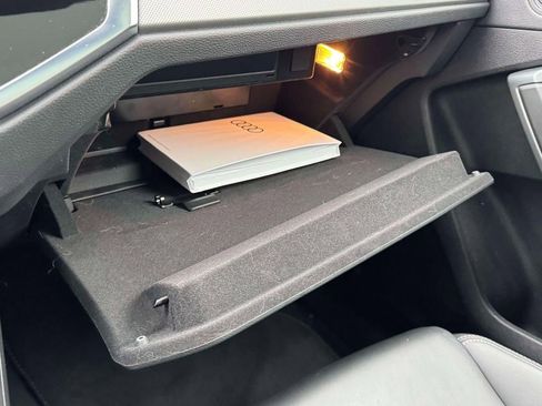 Used 2025 Audi Q3 2.0T Premium w/ Convenience Package image 35