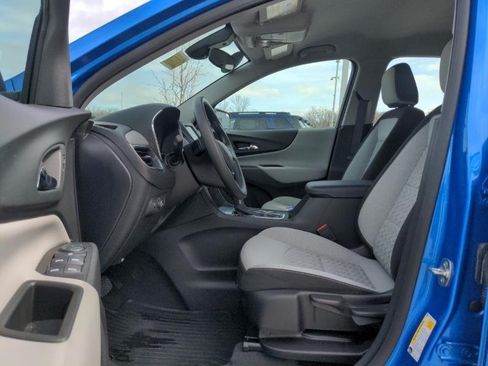 Used 2024 Chevrolet Equinox LS FWD image 12