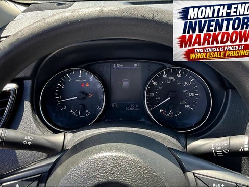 Used 2019 Nissan Rogue S AWD/4WD image 12