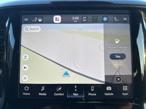 Used 2022 RAM 1500 Laramie image 24