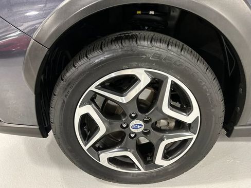 Used 2018 Subaru Crosstrek 2.0i Limited image 8