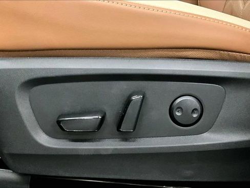 New 2026 Nissan Pathfinder Platinum image 33