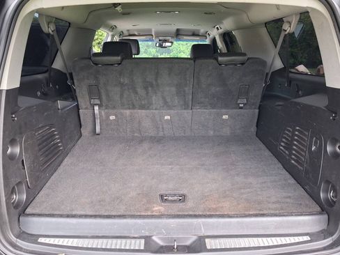 Used 2015 Chevrolet Suburban LT AWD/4WD image 20