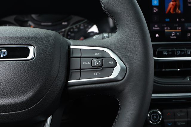 New 2026 Jeep Compass Latitude AWD/4WD image 14