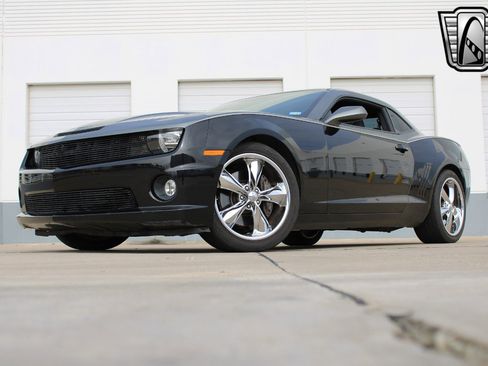 Used 2012 Chevrolet Camaro SS w/ Orange Stripe Package image 4