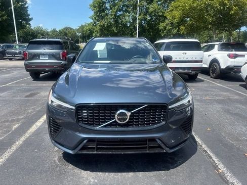 Used 2024 Volvo XC60 T8 Plus w/ Climate Package AWD/4WD image 3