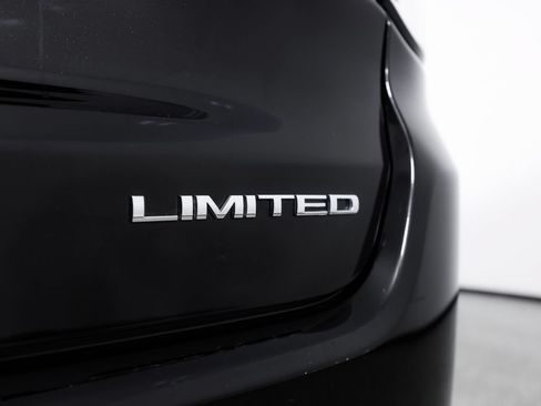Used 2022 Jeep Compass Limited AWD/4WD image 8