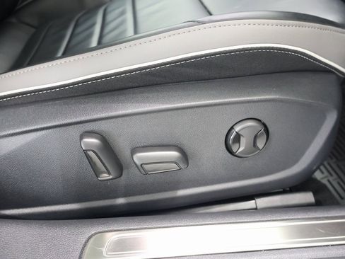 Used 2023 Volkswagen Arteon SEL image 22