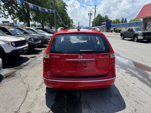 Used 2012 Hyundai Elantra FWD image 6