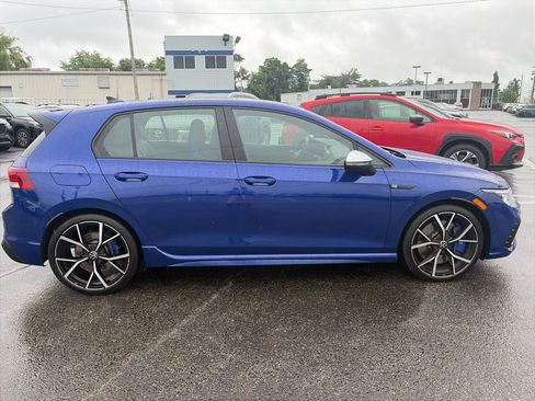 Used 2024 Volkswagen Golf R AWD/4WD image 8