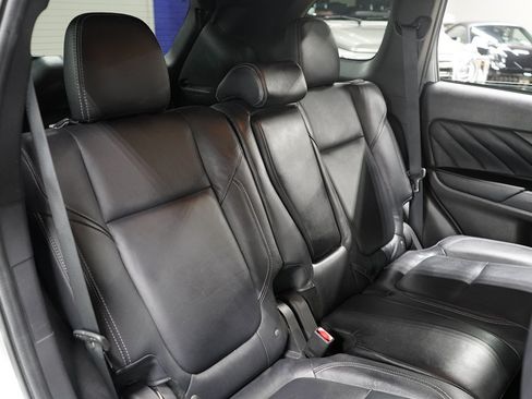Used 2022 Mitsubishi Outlander SEL AWD/4WD image 27