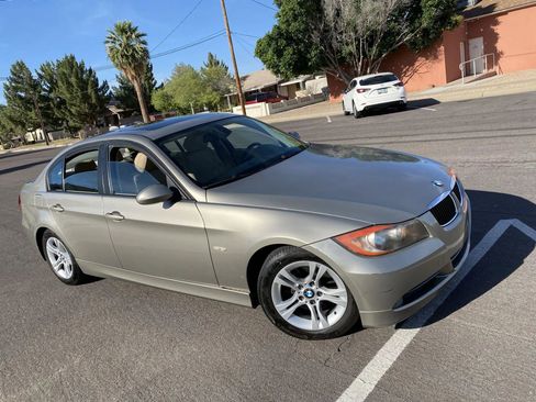 Used 2008 BMW 328i Sedan image 3