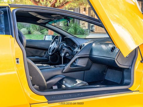 Used 2004 Lamborghini Murcielago Coupe image 40