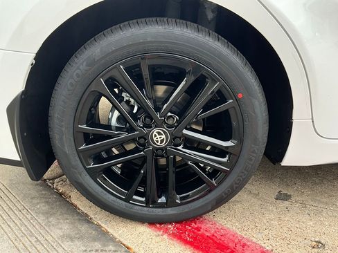 New 2026 Toyota Camry SE image 8