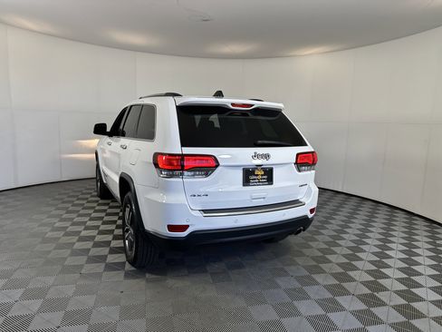 Used 2022 Jeep Grand Cherokee Limited image 8