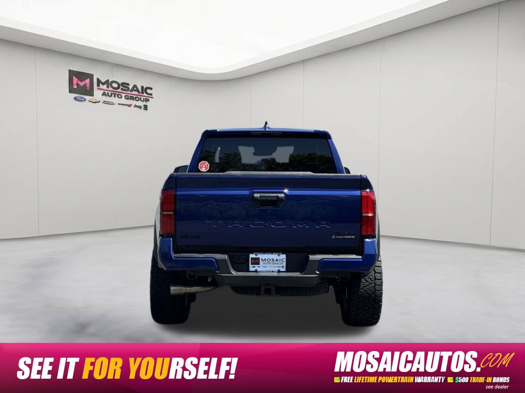 Used 2025 Toyota Tacoma TRD Off-Road AWD/4WD image 6