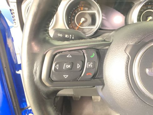 Used 2022 Jeep Wrangler Unlimited Sport image 18