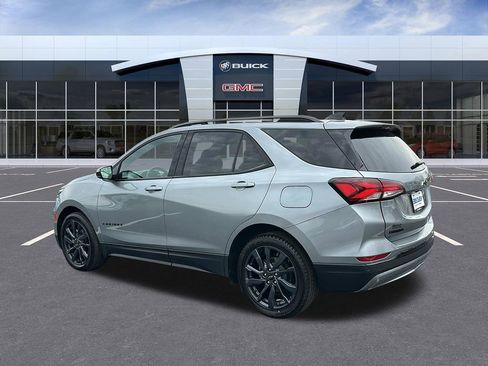 Certified 2024 Chevrolet Equinox RS image 3