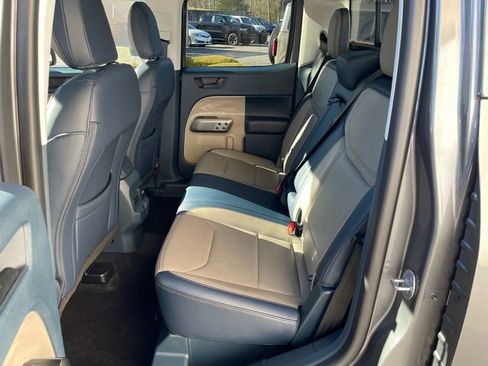 Used 2025 Ford Maverick Lariat w/ 4K Tow Package image 17