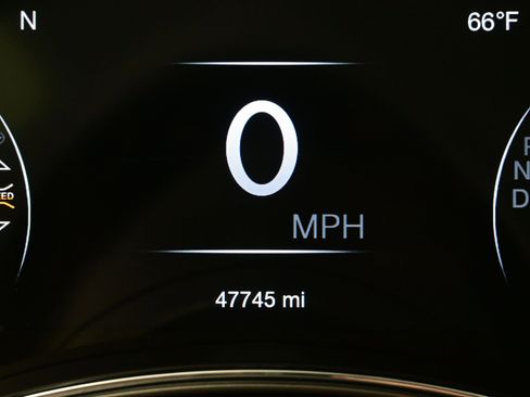 Used 2022 Jeep Grand Cherokee Limited image 27