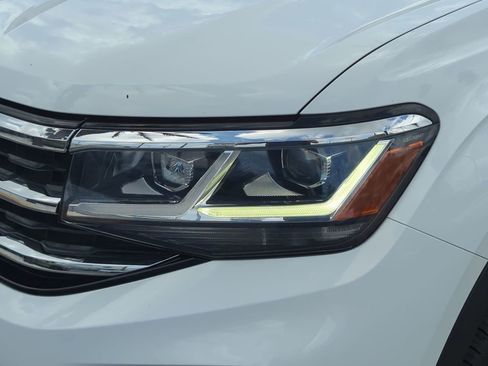 Certified 2023 Volkswagen Atlas SE FWD image 7