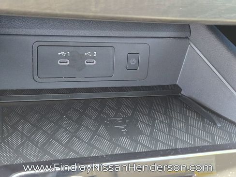 Used 2025 Nissan Murano SV image 29