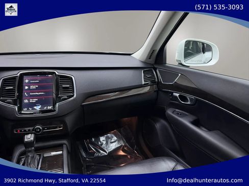 Used 2017 Volvo XC90 T6 Momentum w/ Momentum Plus Package AWD/4WD image 33