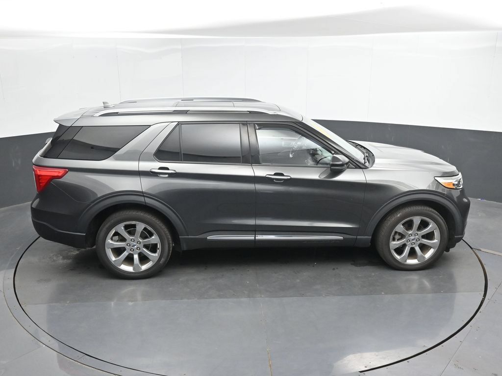 Used 2020 Ford Explorer Platinum w/ Premium Technology Package AWD/4WD image 32