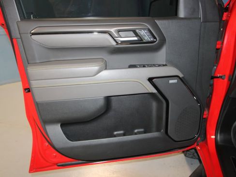 Used 2023 Chevrolet Silverado 1500 ZR2 w/ Technology Package image 5