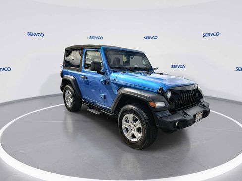 Used 2022 Jeep Wrangler Sport AWD/4WD image 2