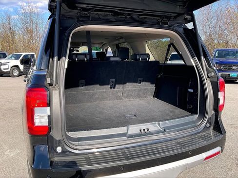Used 2024 Ford Expedition Max XLT AWD/4WD image 36