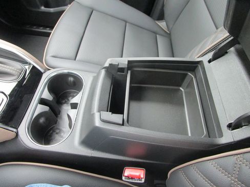 New 2026 GMC Canyon Denali AWD/4WD image 41