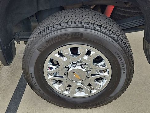 Used 2022 Chevrolet Silverado 2500 LTZ w/ LTZ Texas Edition AWD/4WD image 8